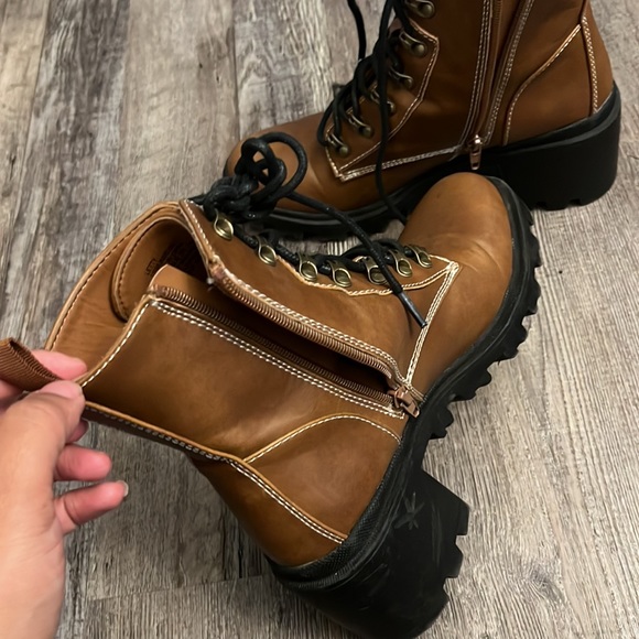 Brown booties! - Picture 2 of 3